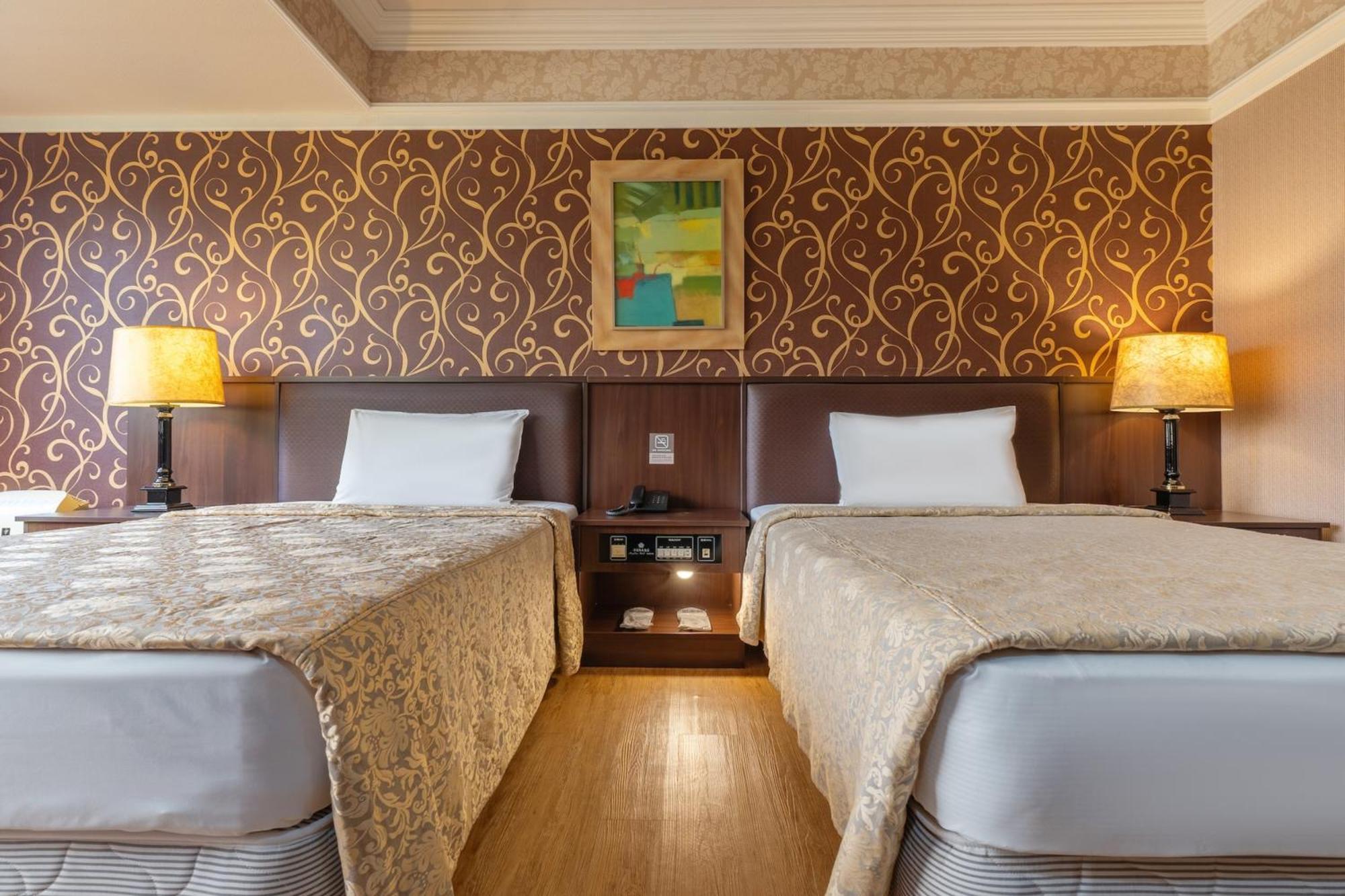 Hamilton Hotel Taichung Exterior photo