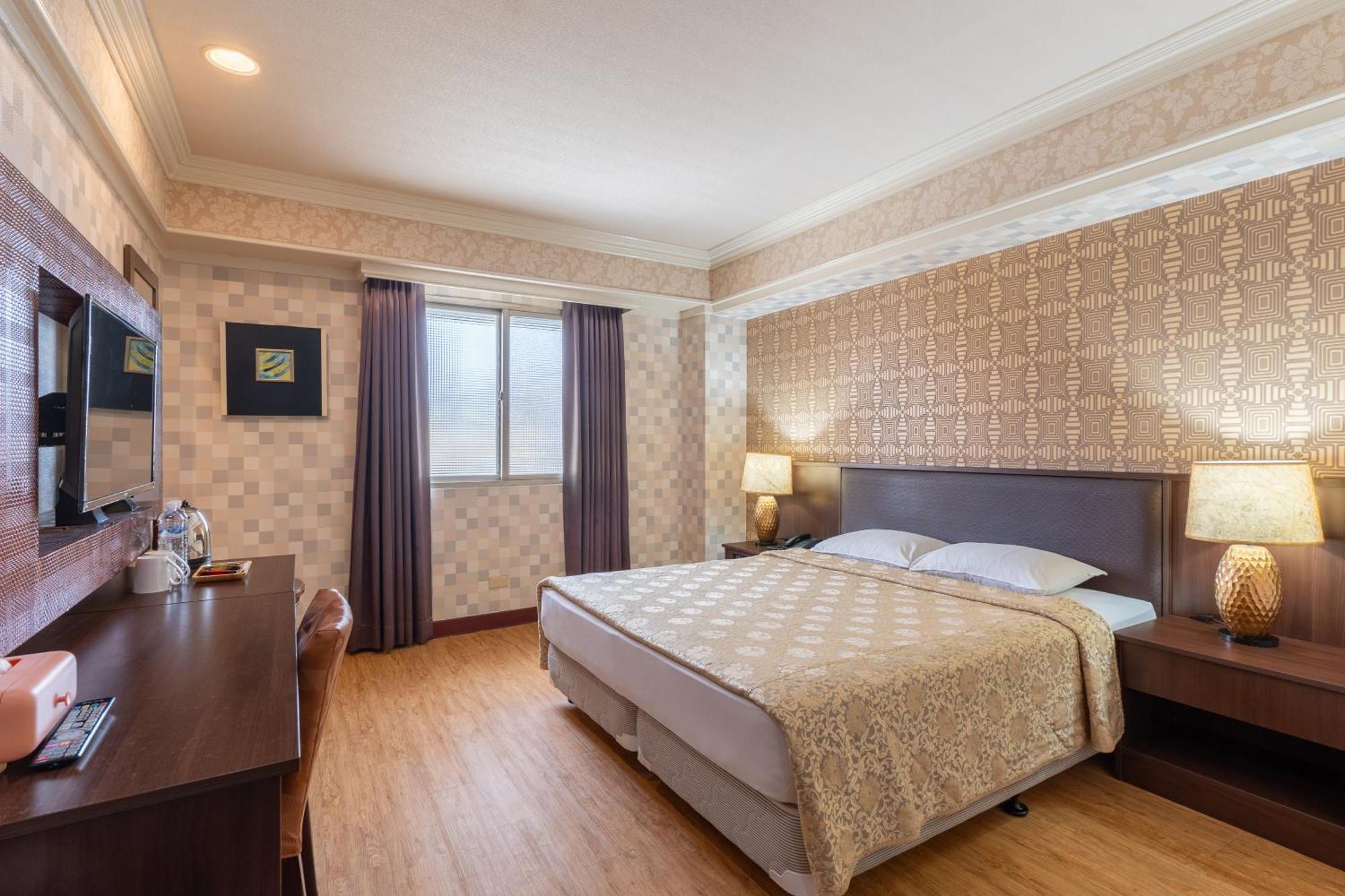 Hamilton Hotel Taichung Exterior photo